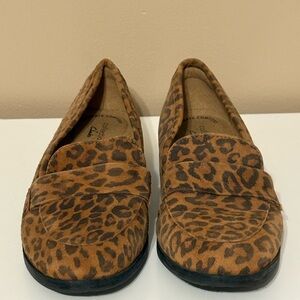 Clarks Leopard Print Flats, 6.5W, New